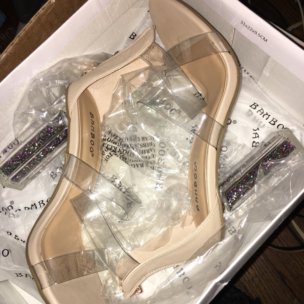 Nude Platforms - Picture 2 of 5